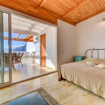 Apartman Carmen Rooftop Loft Unique Romantic Breathtaking Place Puerto de Santiago